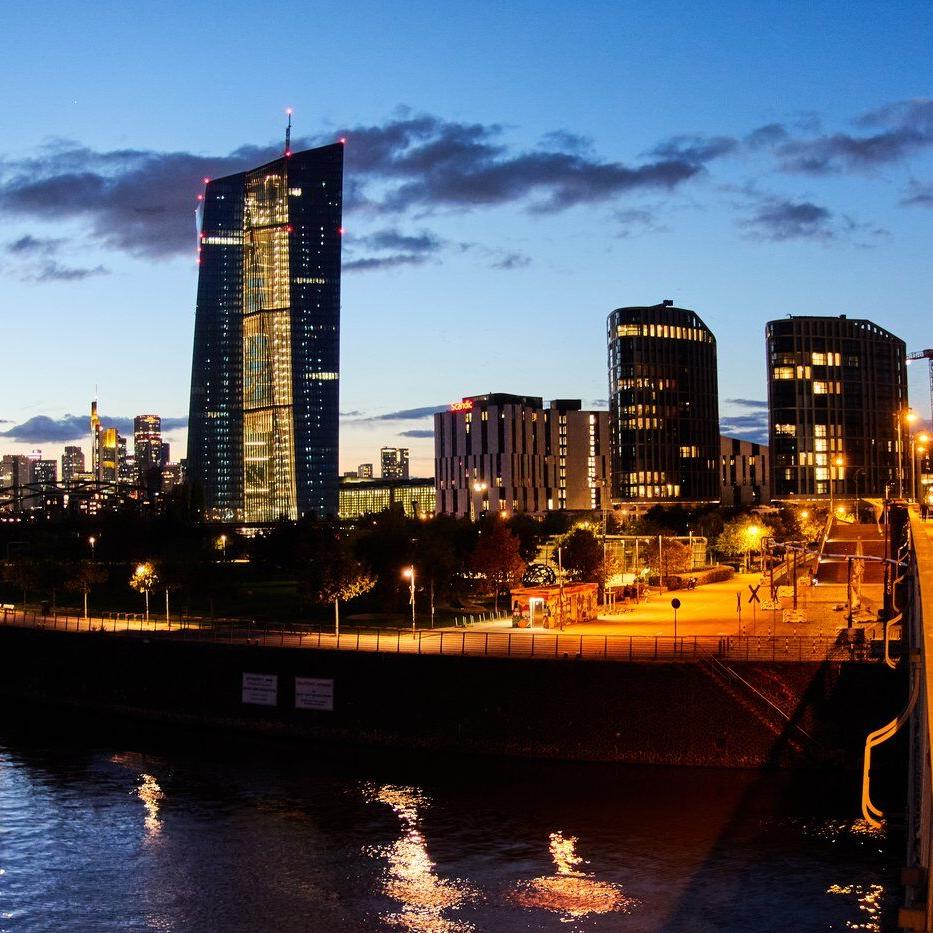 Europe's Central Bank leaves key interest rate unchanged as businesses weather US tariffs